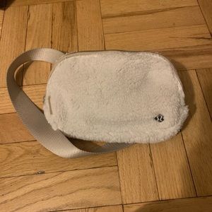 BRAND NEW Lululemon Fanny pack